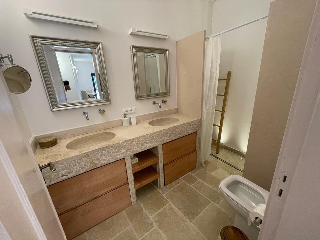 New master bathroom/Nuovo Bagno