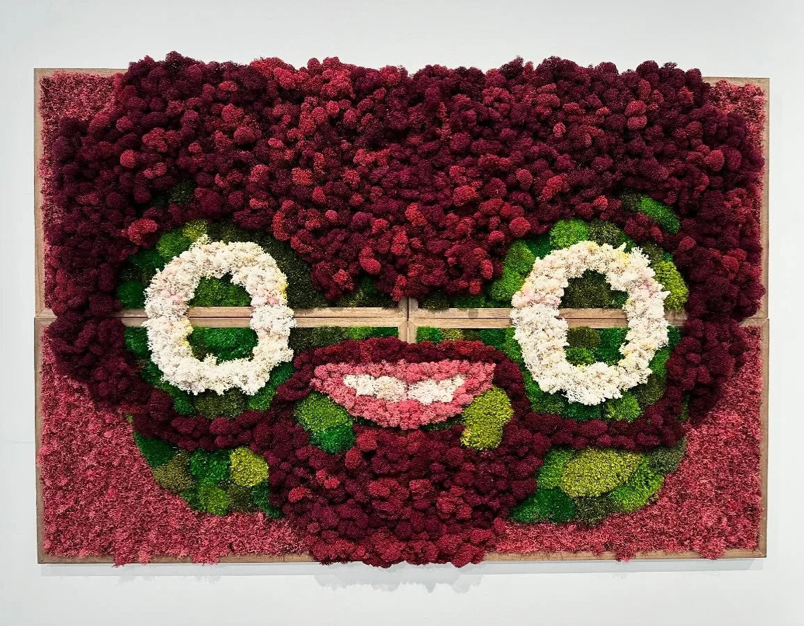 1 of 141 new pieces at Saks til Nov 30! 🐸 
Available for adoption at joannhoule.com 
.
Bob Moss 
47 x 31 (4 panels) 
Preserved moss 
$850.00
.
Bob Moss (the exhibit)
Sept 20 - Nov 30
Saks Fifth Avenue, STL
12-6pm daily 
.
#joannhouleart #saksfifthav