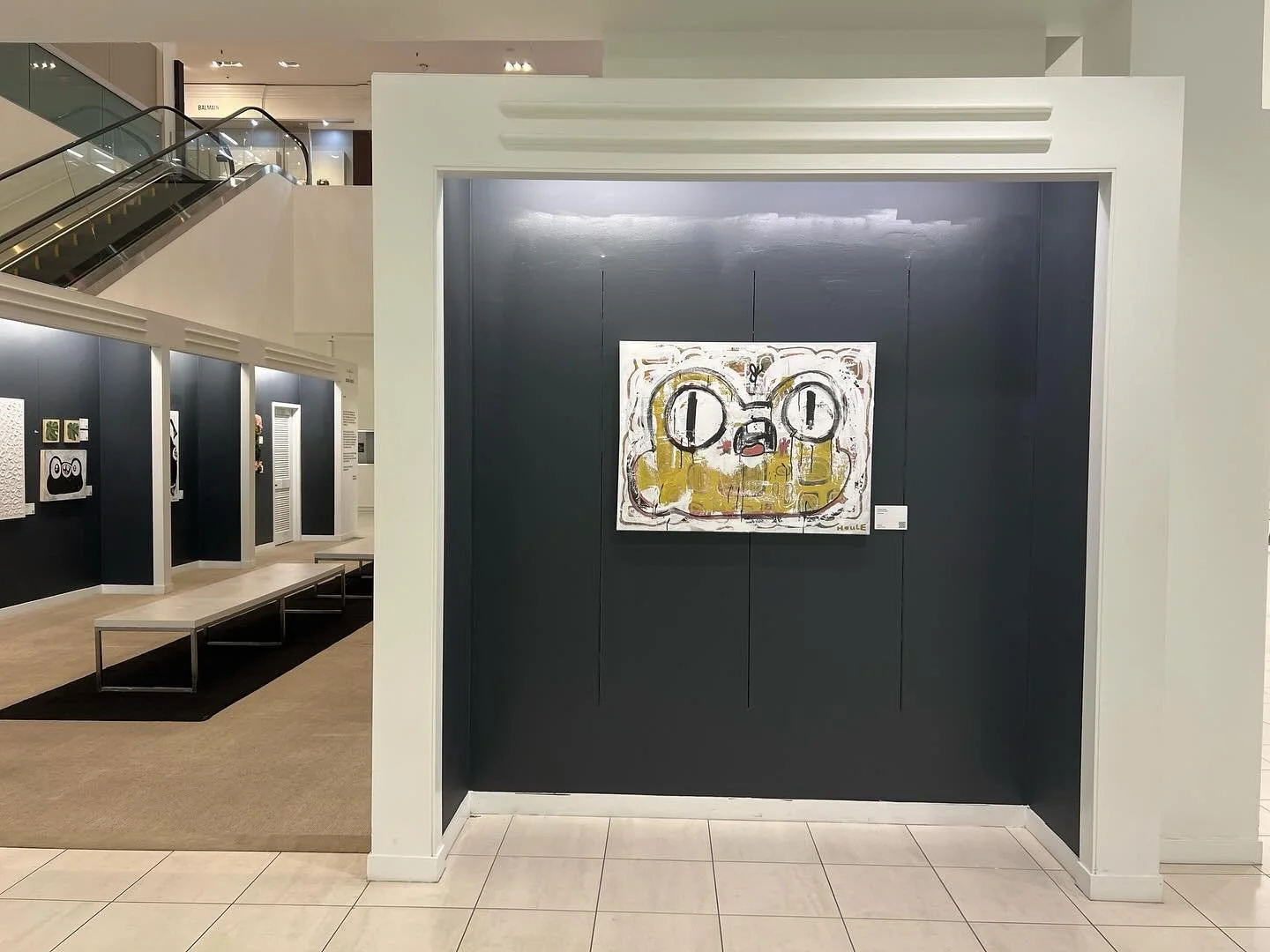 He looks so tiny in this cubbie lol swipin sees it better 
.
Juicy Fruit
40x30
Mixed media 
$350
Available at joannhoule.com 
.
Bob Moss Party
Sat Nov 23, 3-6pm
Saks Fifth Avenue STL
.
Bob Moss (the exhibit) 
Sept 20 - Nov 30
Saks Fifth Avenue, STL
1