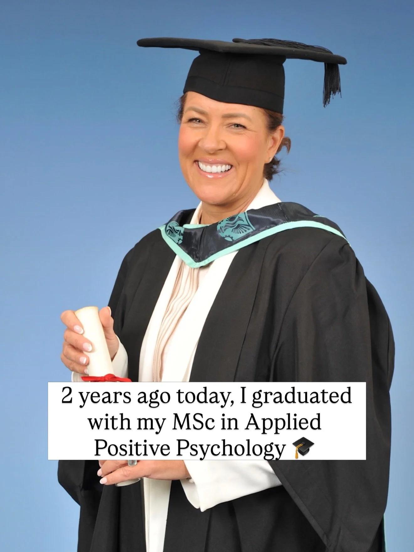 Funny how timing works. Today I flew into London, right over the university where exactly two years ago today I graduated with my MSc in Applied Positive Psychology 🎓

Seeing the memory pop up on my phone reminded me just how much that degree change