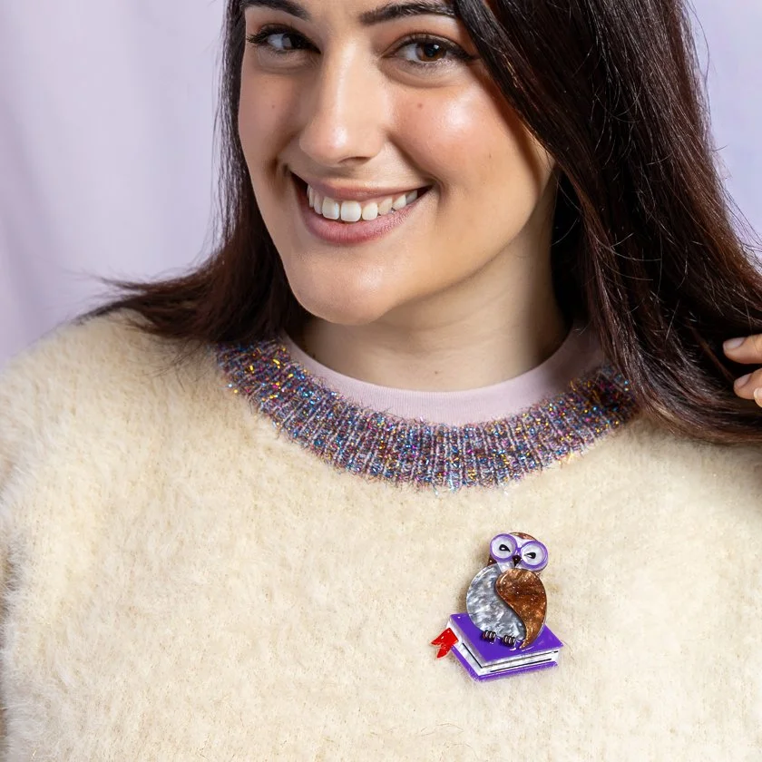 BHEI106 Studious Snow Owl Brooch  (1).JPG