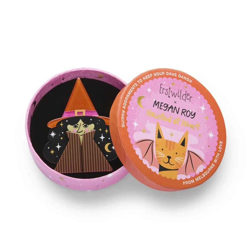 BHDG120 Master Spellcaster Brooch-3.JPG