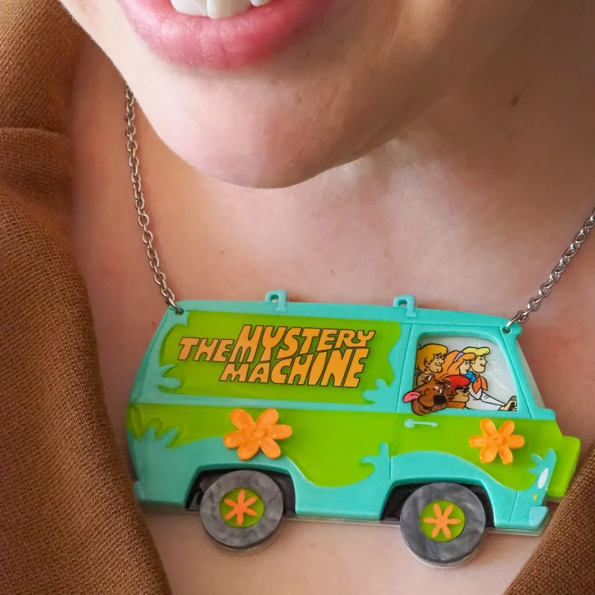 NSDU101 The Mystery Machine Necklace.JPG