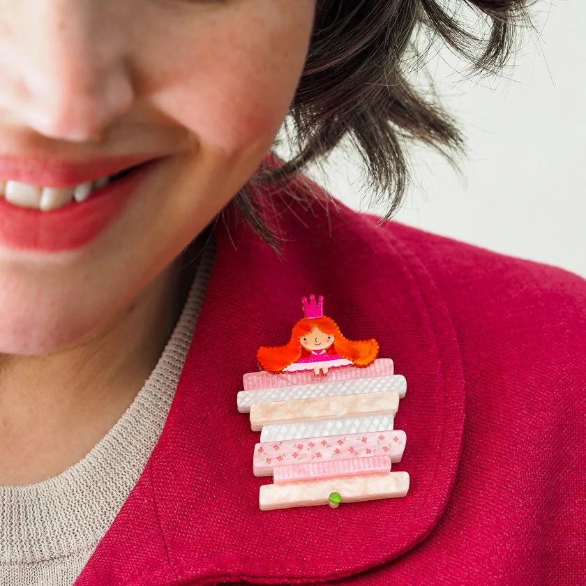 BHEF103 Delicate Sensibilities Brooch (1).JPG