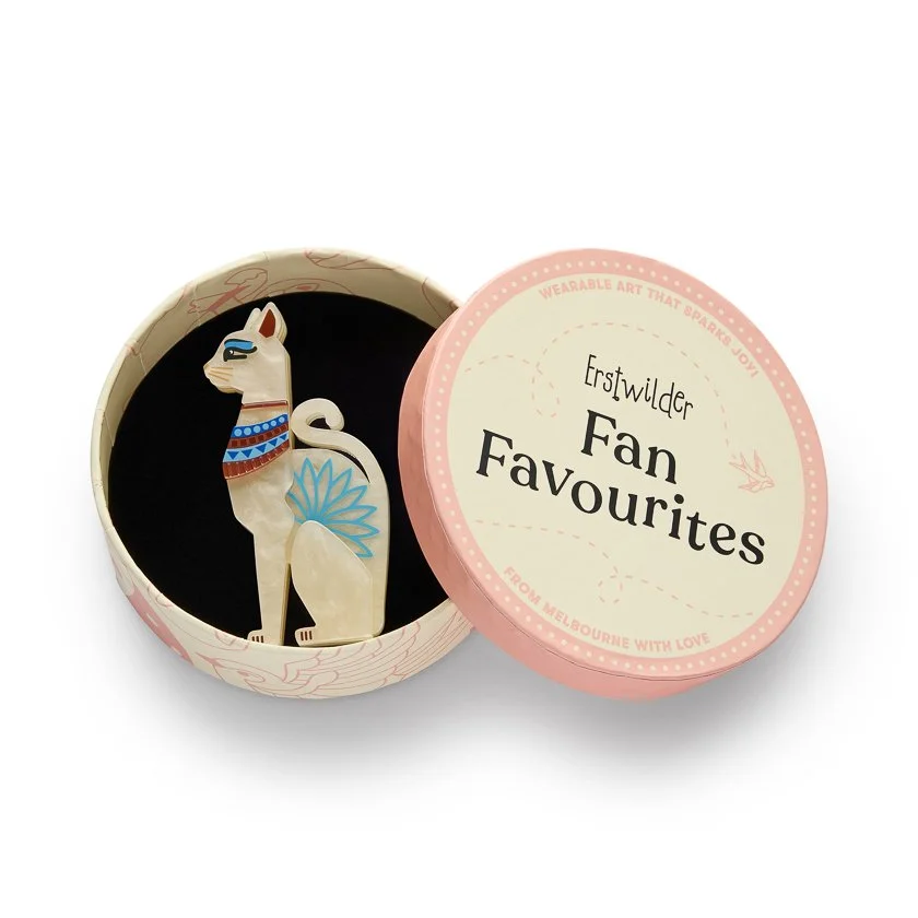 BHDW101 Bastet the Protector Brooch-3.JPG