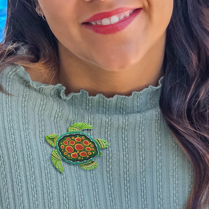 BHEC112 Yaunati Brooch.JPG