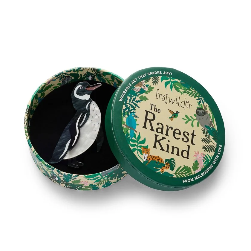 BHDY111 Galapagos Penguin Brooch-3.JPG