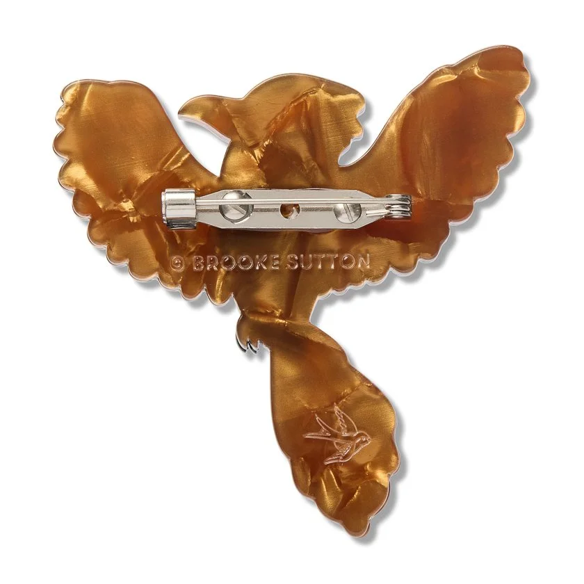 BHEC103 Jullen Guh Brooch-2.JPG