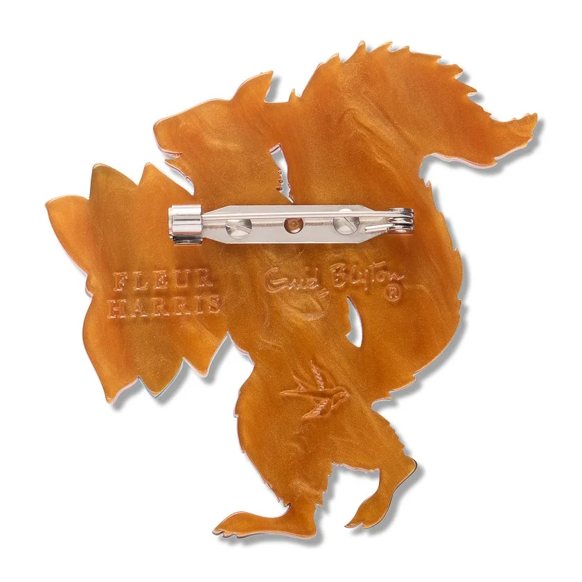 BHED110 Red Squirrel Brooch-2.JPG
