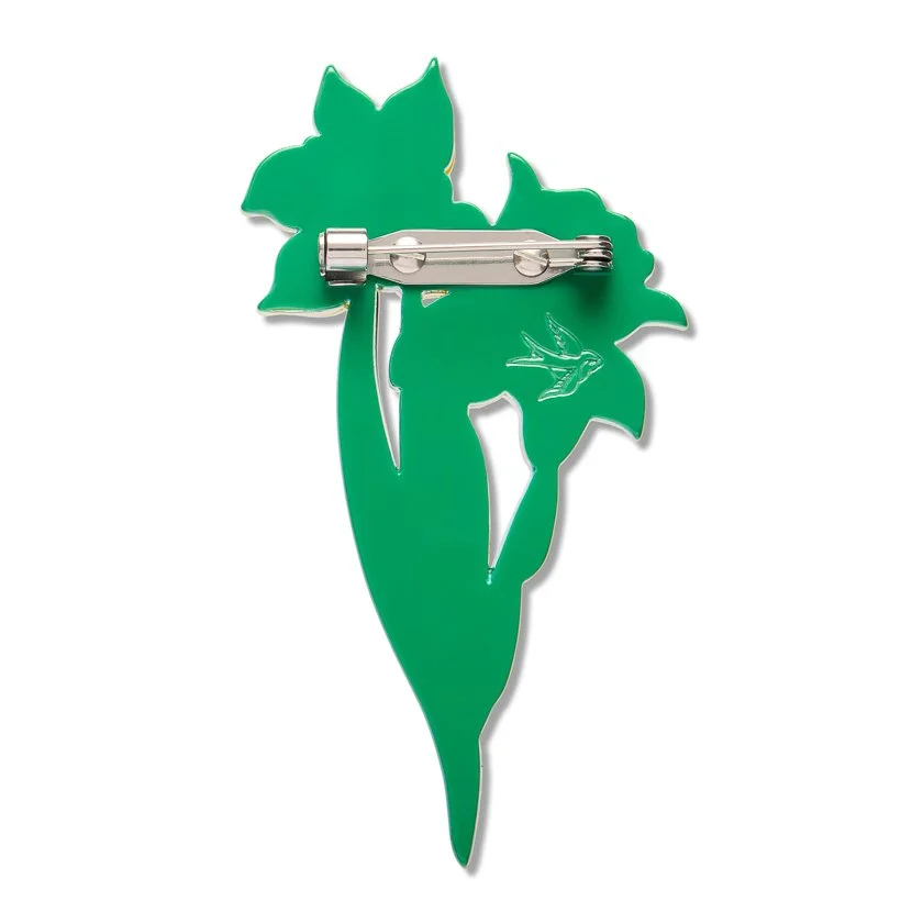 BHEI110 Garden Goddess Daffodil Brooch-2.JPG
