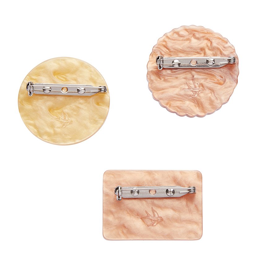 BHCP120 A Biscuit or Three Mini Brooch Set-2.jpg