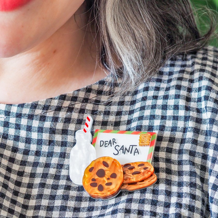 BHDL120 Midnight Snack Station Brooch (2).JPG