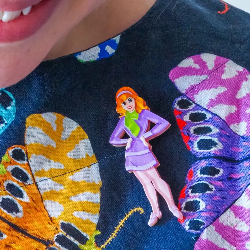 BHDU121 Daphne Blake Brooch.JPG