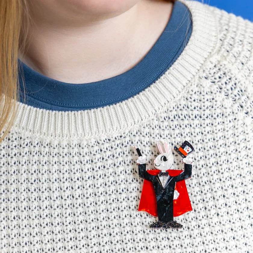 BHEK118 Presto Cottontail Brooch (1).JPG