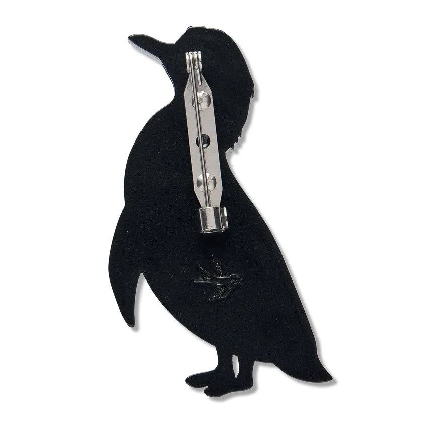 BHDY111 Galapagos Penguin Brooch-2.JPG