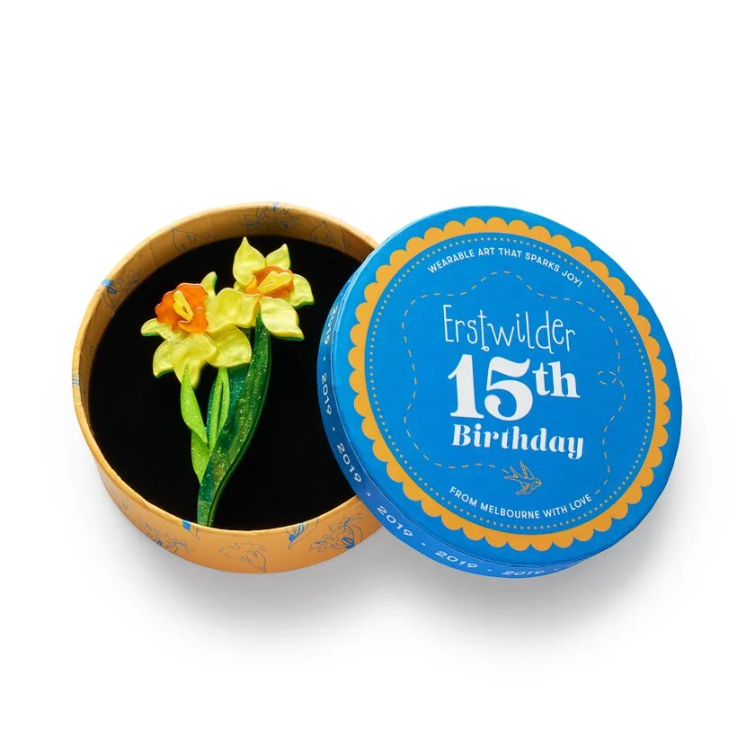BHEI110 Garden Goddess Daffodil Brooch-3.JPG