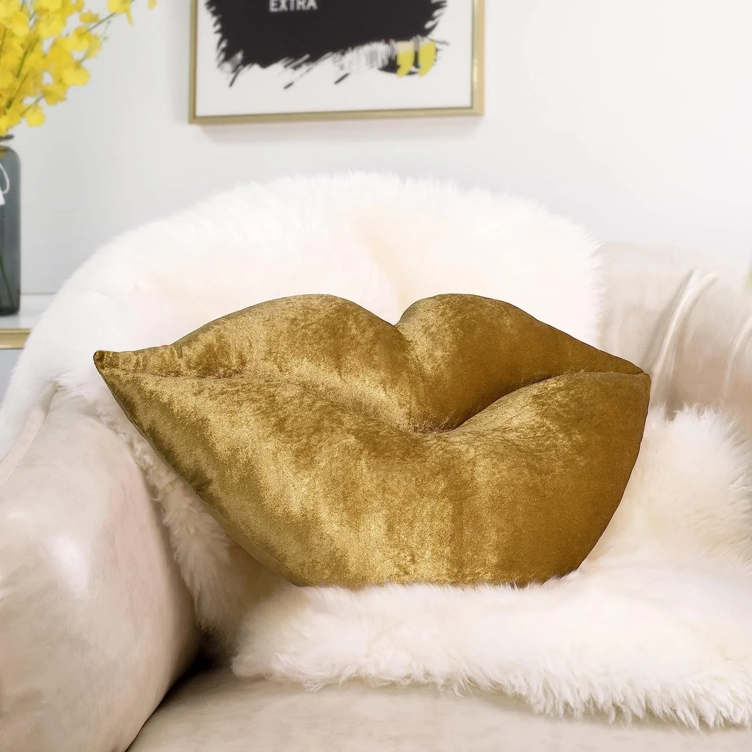 Gold Lips Pillow.jpg