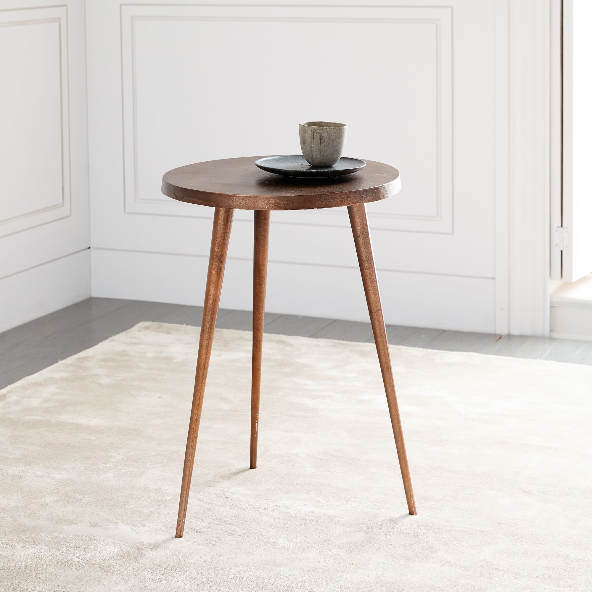 casted-tripod-round-side-table-15-xl.jpg