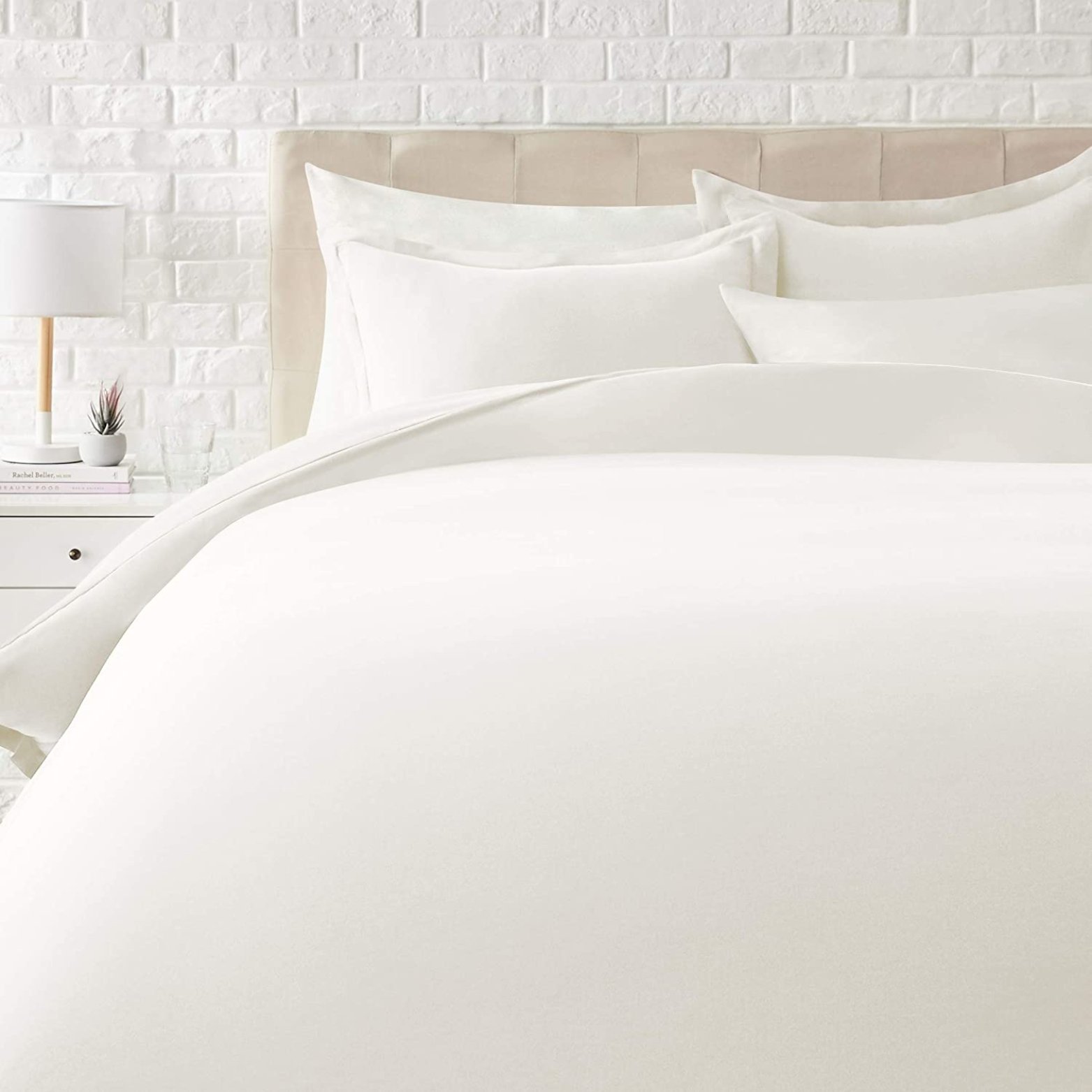 Off-White Duvet Set.jpg
