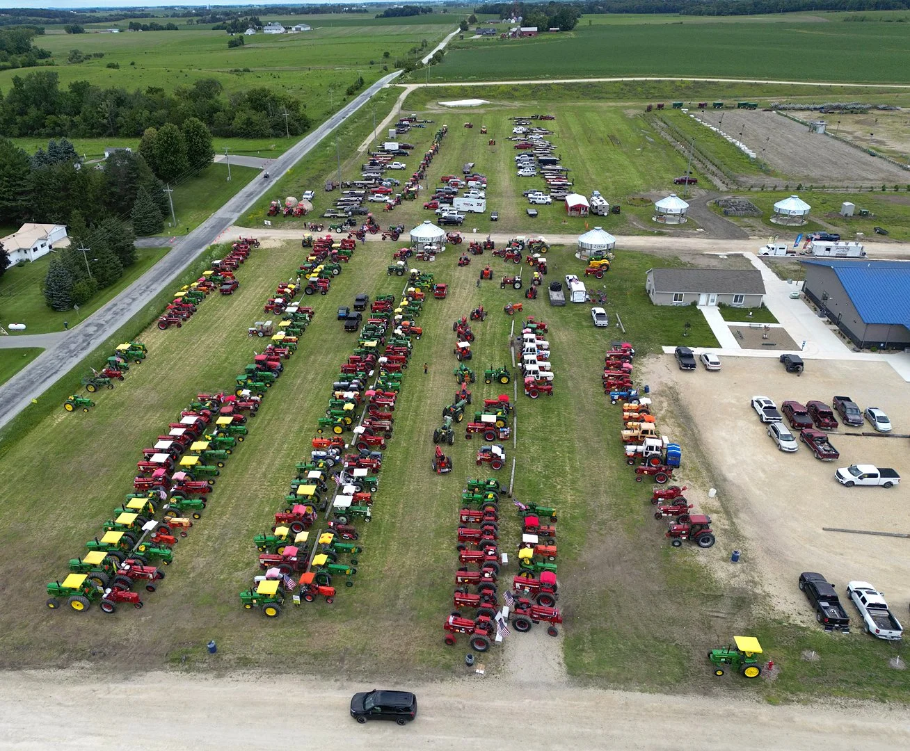 2026 Eastern Iowa Tractorcade - Image 1110308