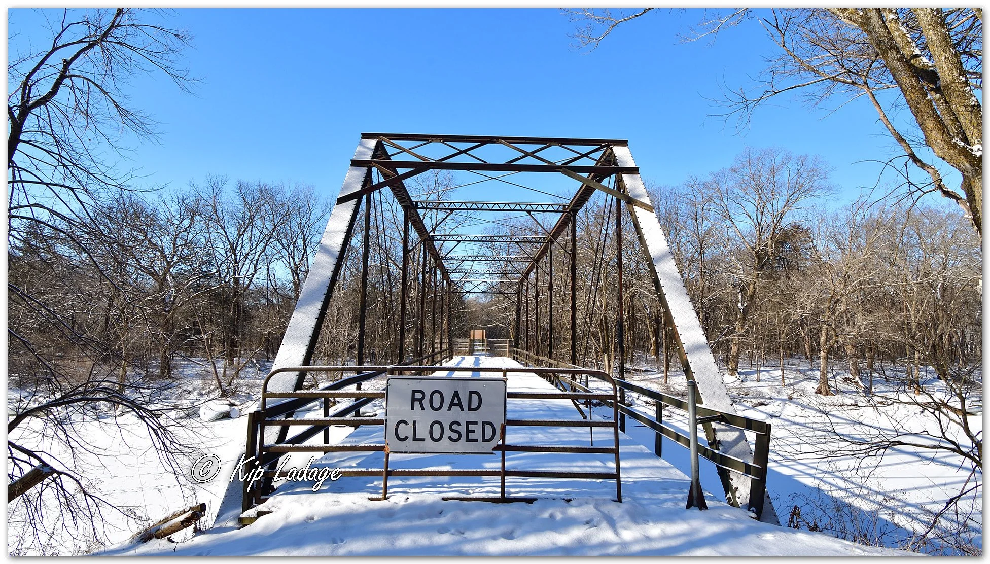 Albany Bridge in Winter - Image 1061803