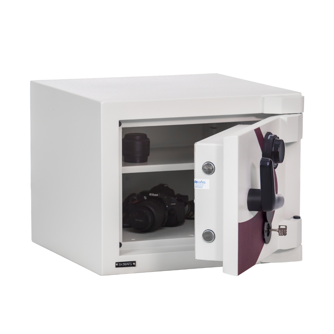 GK SAFES_Chubbsafes King Cobra Size 1.png