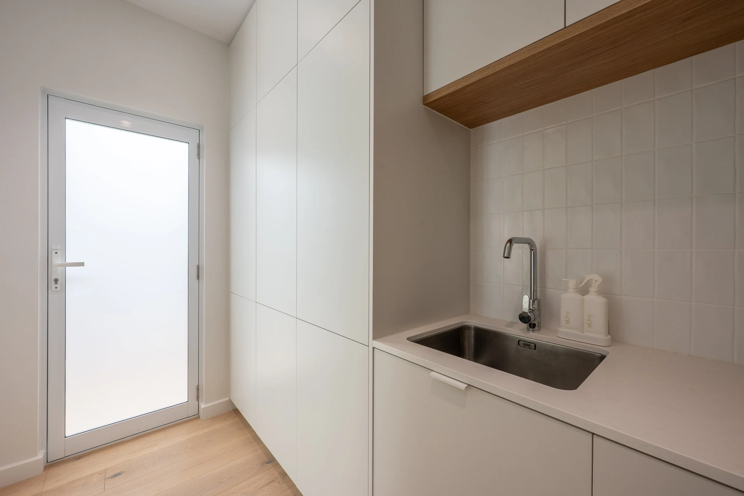 62 Victoria St (17).jpg