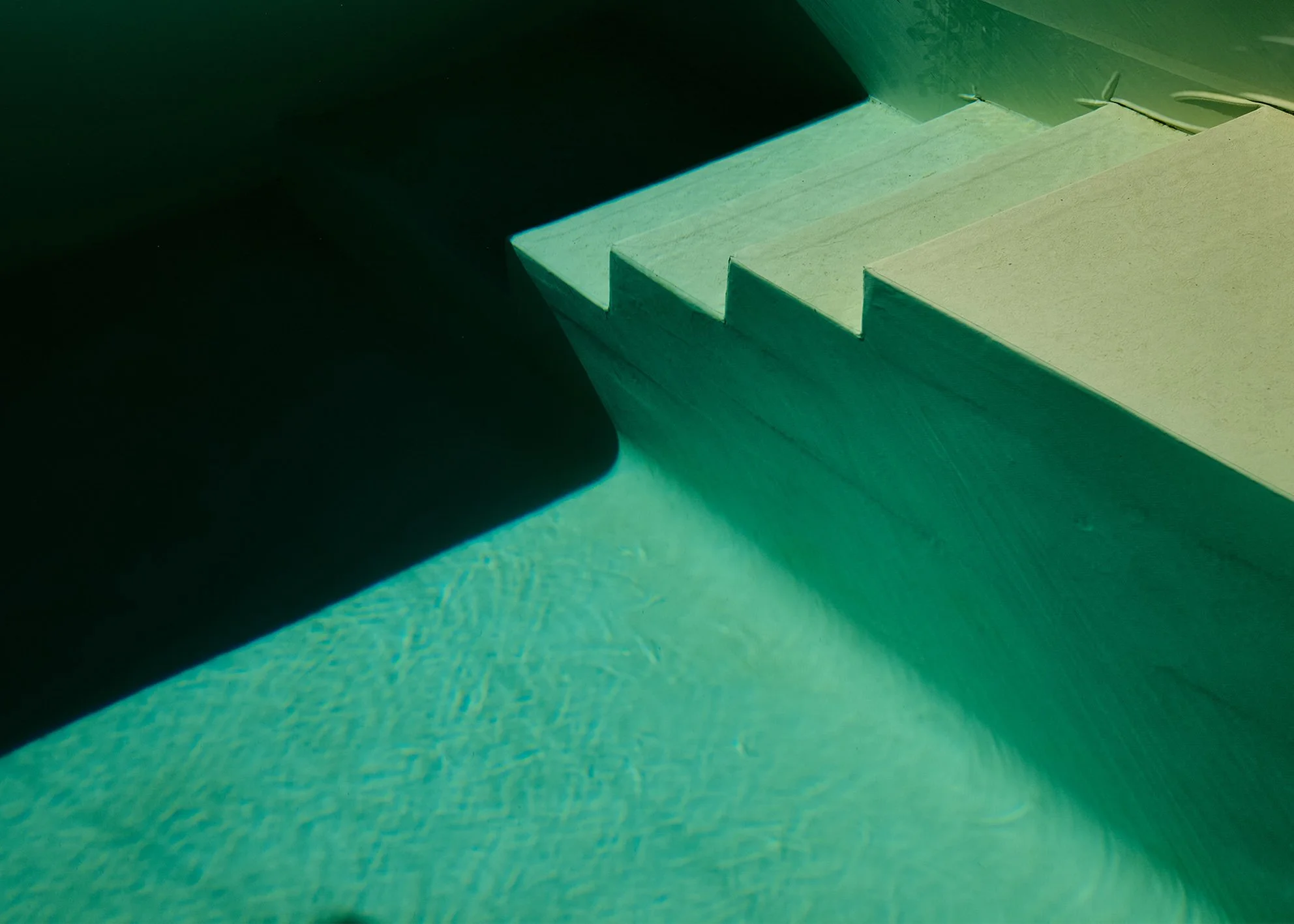 Emerald-Descent_web.jpg