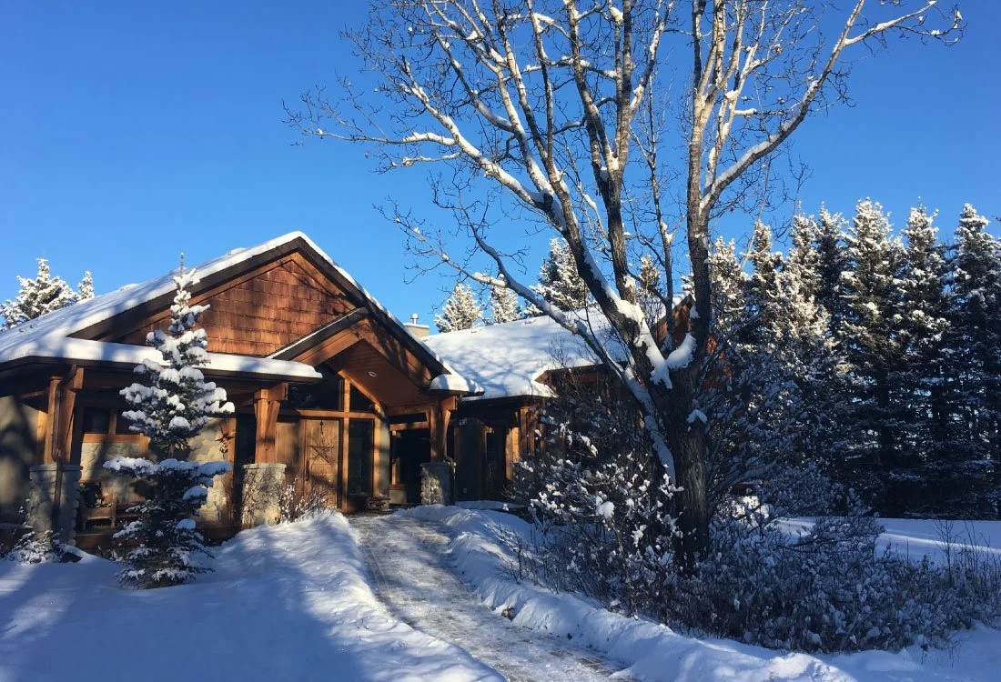 SpiritWood Retreat - 20 minutes west of Calgary