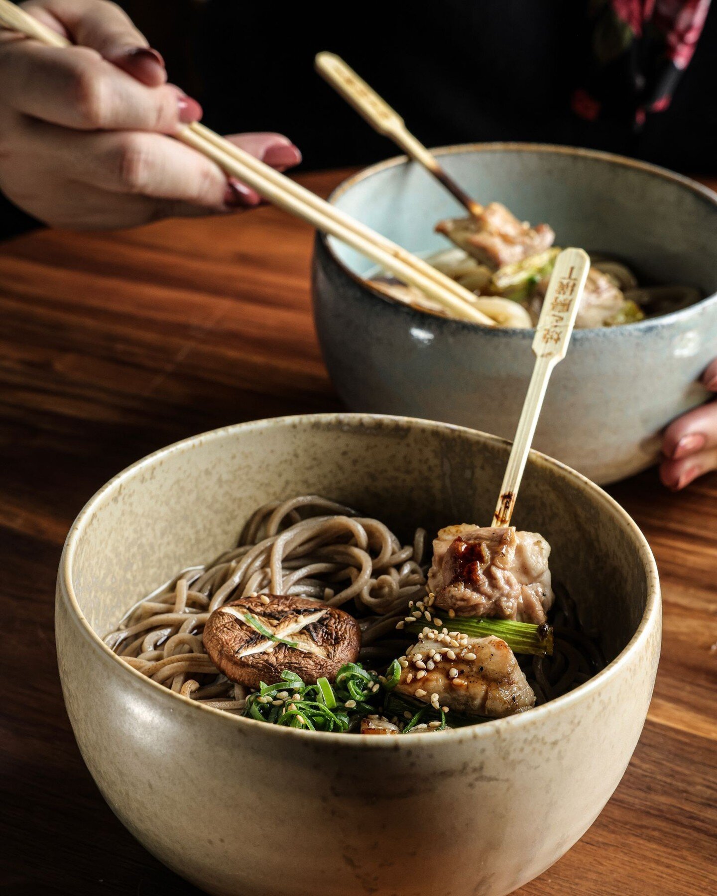 Our comforting Tori Nanban Soba bowl served with a chicken skewer and mushroom is the perfect choice to complete your meal after some succulent skewers😋 

Come early and beat the crowd tonight🕛

Regent Place | Walk-in only 
Our grills start at 4 PM