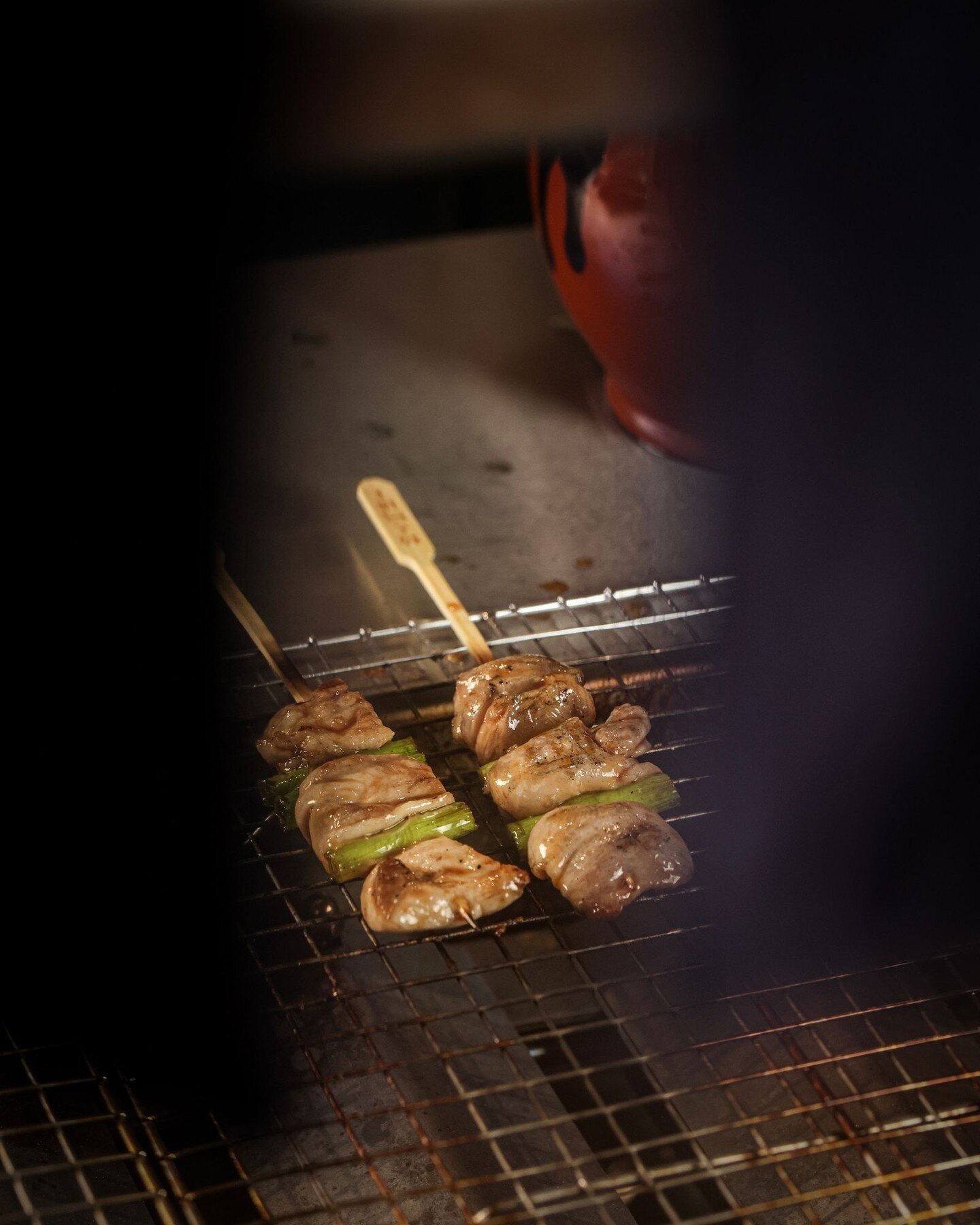 Must-try alert🚨

Juicy and succulent Chicken Thigh pieces paired with Japanese leek is undoubtedly a great combination 😍 

Our talented chefs will ensure each skewer is served with the right textures and nice smoky flavours🔥

-
#yakitoriyokocho #j