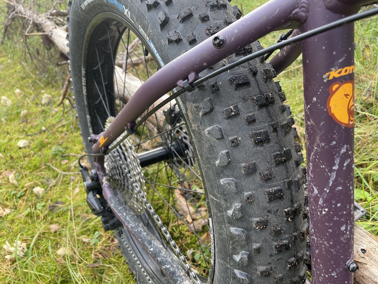 2023 Kona Wo fatbike matte plum10.JPG