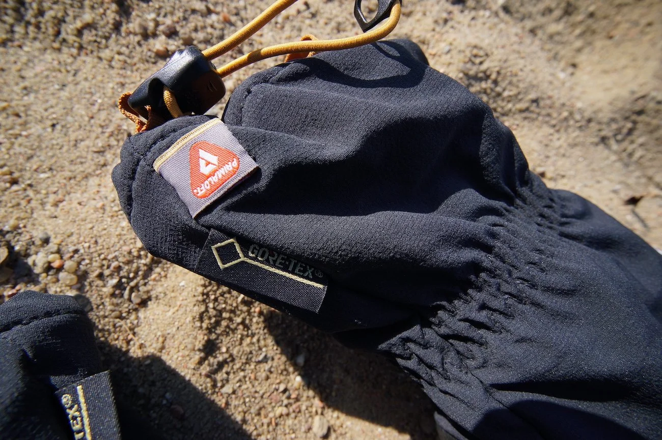 Montane gloves4.JPG
