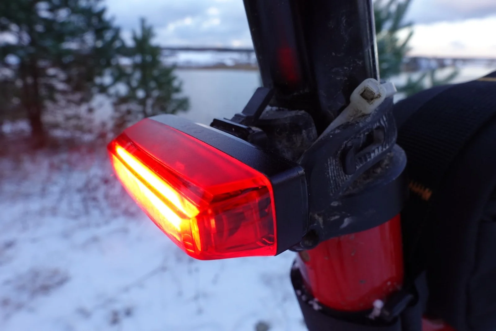 ELOPS FL 920 set rear light review