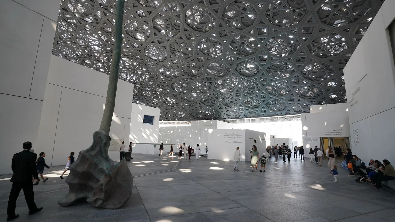 Visiting the incredible Louvre art gallery in Abu Dhabi’s cultural district