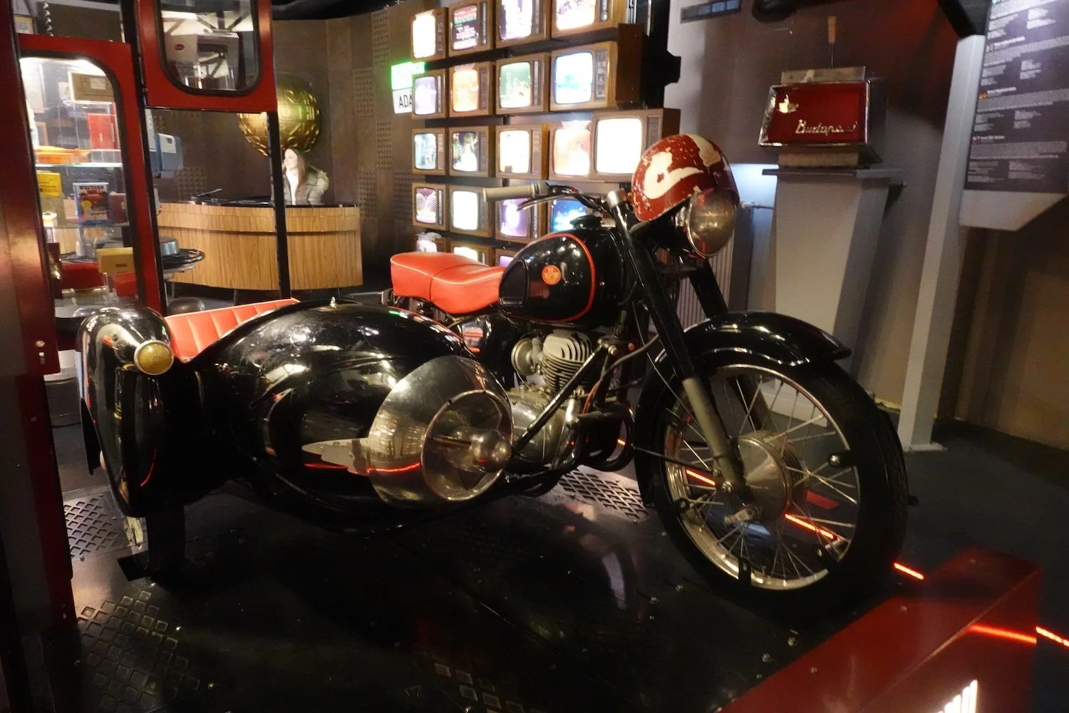 Retro Interactive museum Budapest Hungary - Tales of Adventure by Hiatus.Design 3.JPG