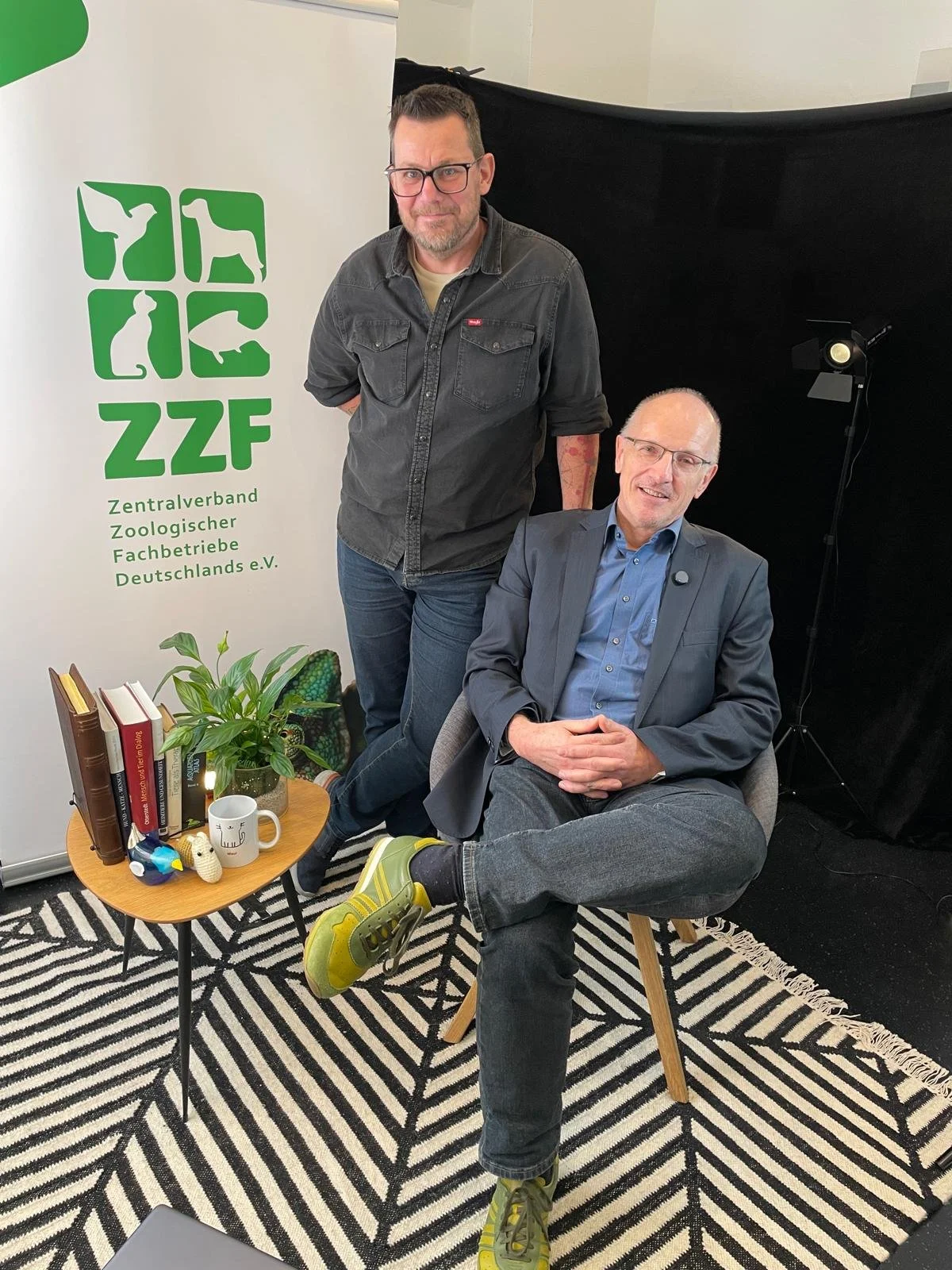 Tony Wigley with Dr Stefan Hetz from ZZF during filming for RRK’s extreme breeds video series.