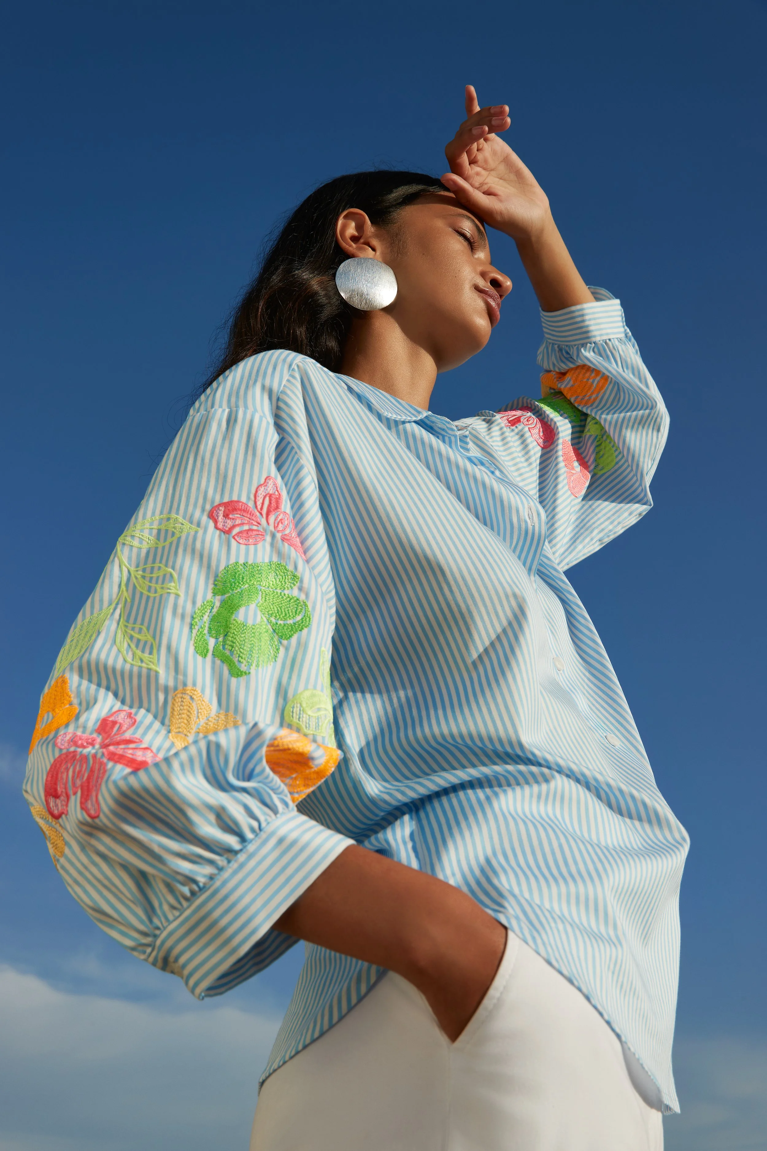 a1818BL-Chrissy capri.jpg