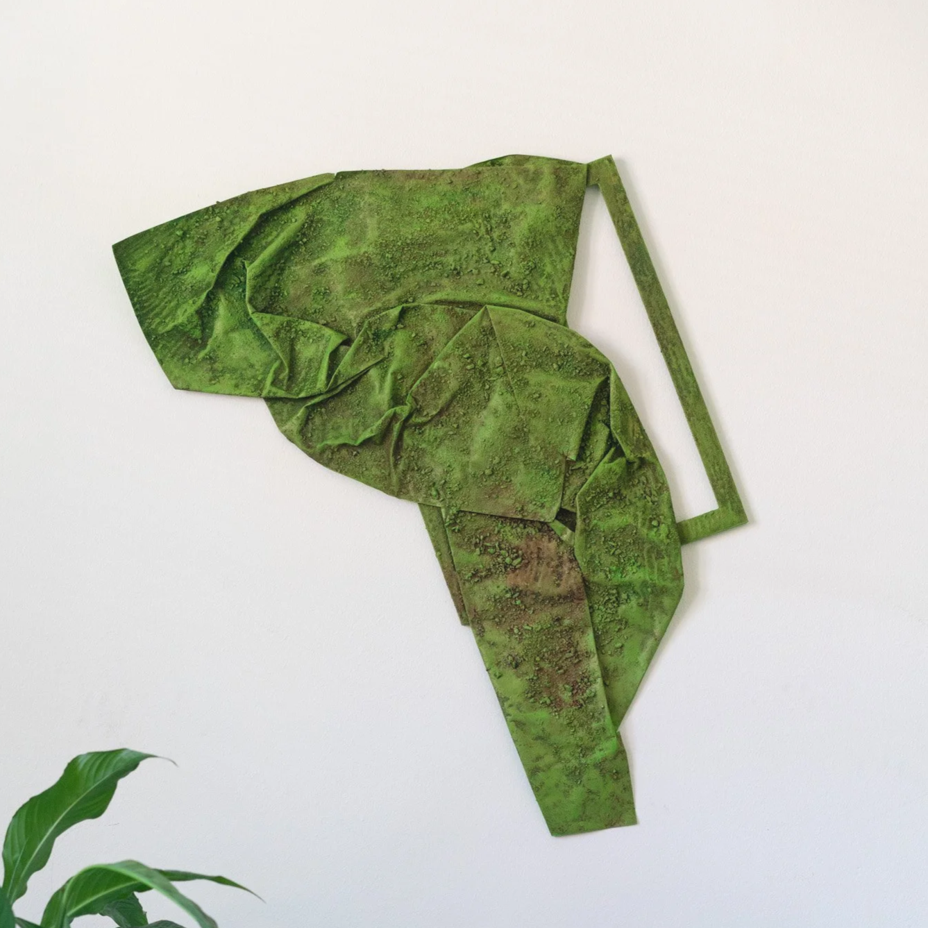 Paper on frame in green