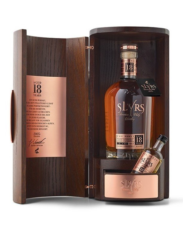 Perfected for 18 years, this Slyrs 18-years whisky makes time stop with every sip. Presented in a Red Oak display box with metal functional design aesthetics, this package is as timeless as it is elegant, epitomizing the fusion of tradition and moder