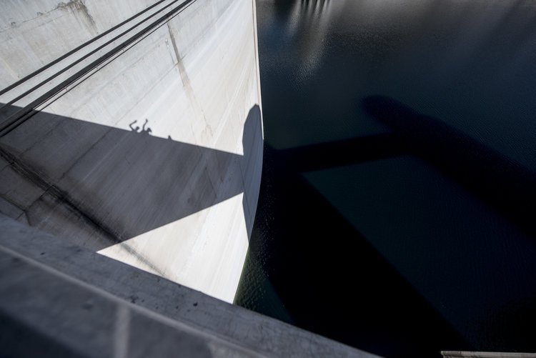 The sheer size of the Hoover dam is impressive.