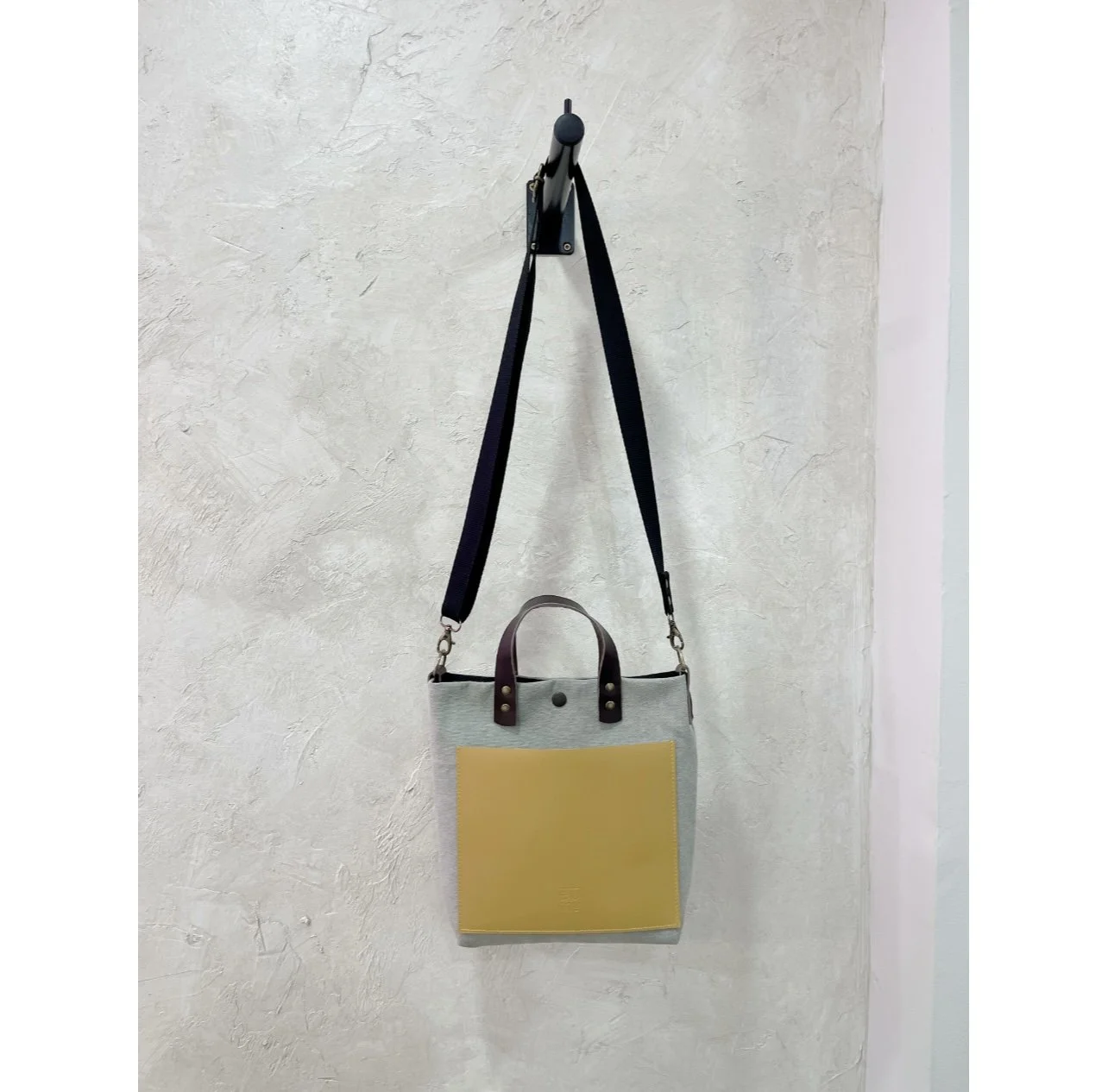 Bolso verde agua amarillo