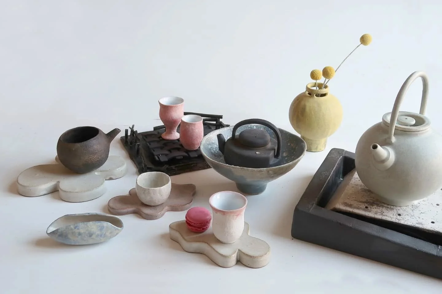 C&Eacute;R&Eacute;MONIE DU TH&Eacute; TA&Iuml;WANAIS ET ATELIER DE MODELAGE

Super heureuse d&rsquo;accueillir la c&eacute;ramiste et designer&nbsp;Th&eacute;odora Chiou&nbsp;pour un atelier unique 

Au programme :
D&eacute;guster &ndash; plongez dan