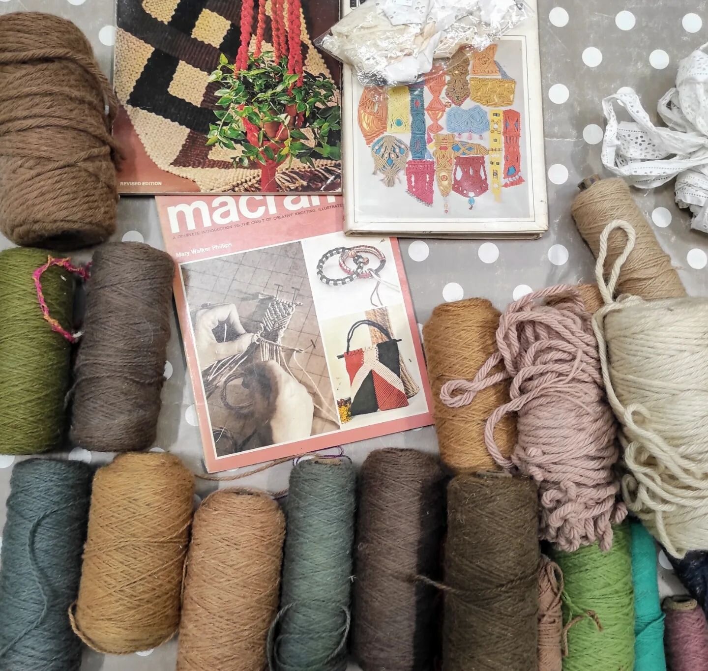 New in. Lots of macrame yarn 🧶 all beautiful natural fiber. Plus fantastic reference books on the craft #macrame #macramewallhanging #macramemakers #yarn #scrapmaterial #scrapstoreworkhops #scrapstoreyeovil #art #making#supplies #arttherapy #artdisp