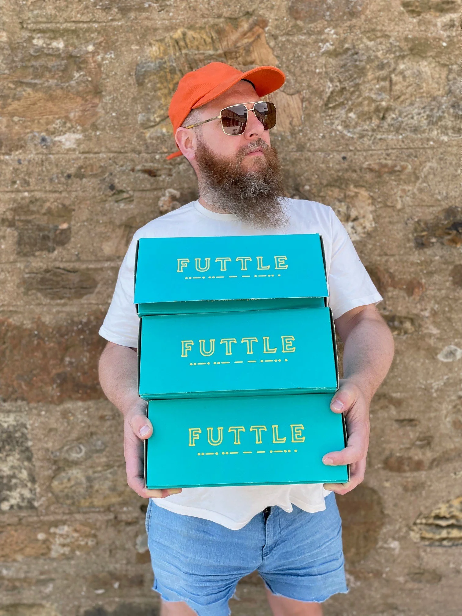 TRADE & WHOLESALE — Futtle