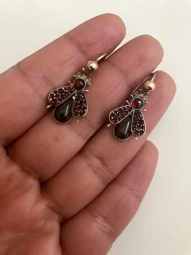 Charming-pair-Victorian-Bohemian-Garnet-x7891Fly-full-3o-500-0-f.png