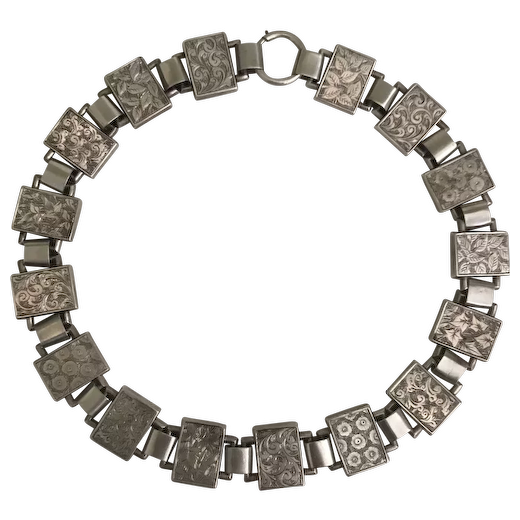 Lovely-Silver-Engraved-Victorian-Collarette-Ca1880-full-1A-500-10.10-44.png