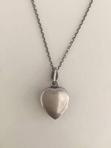 Charming-Georgian-Silver-Paste-Heart-Locket-full-3o-500-75-f.png