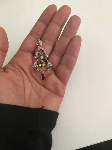 Suffragette-Diamond-Peridot-Amethyst-Pendant-full-4o-500-15-f.png