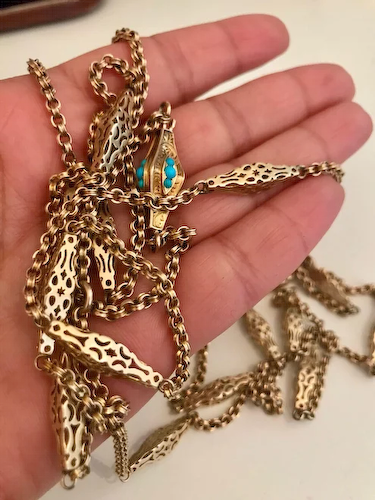 lovely-Victorian-Lantern-Longuard-15ct-Gold-full-6o-500-5-f.png
